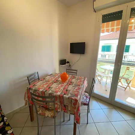 Appartamento Casa Flora A Pochi Passi Dal Centro Di *