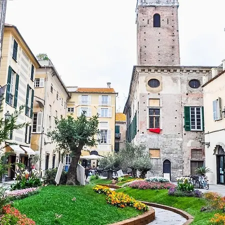 Casa Flora A Pochi Passi Dal Centro Di * Albenga